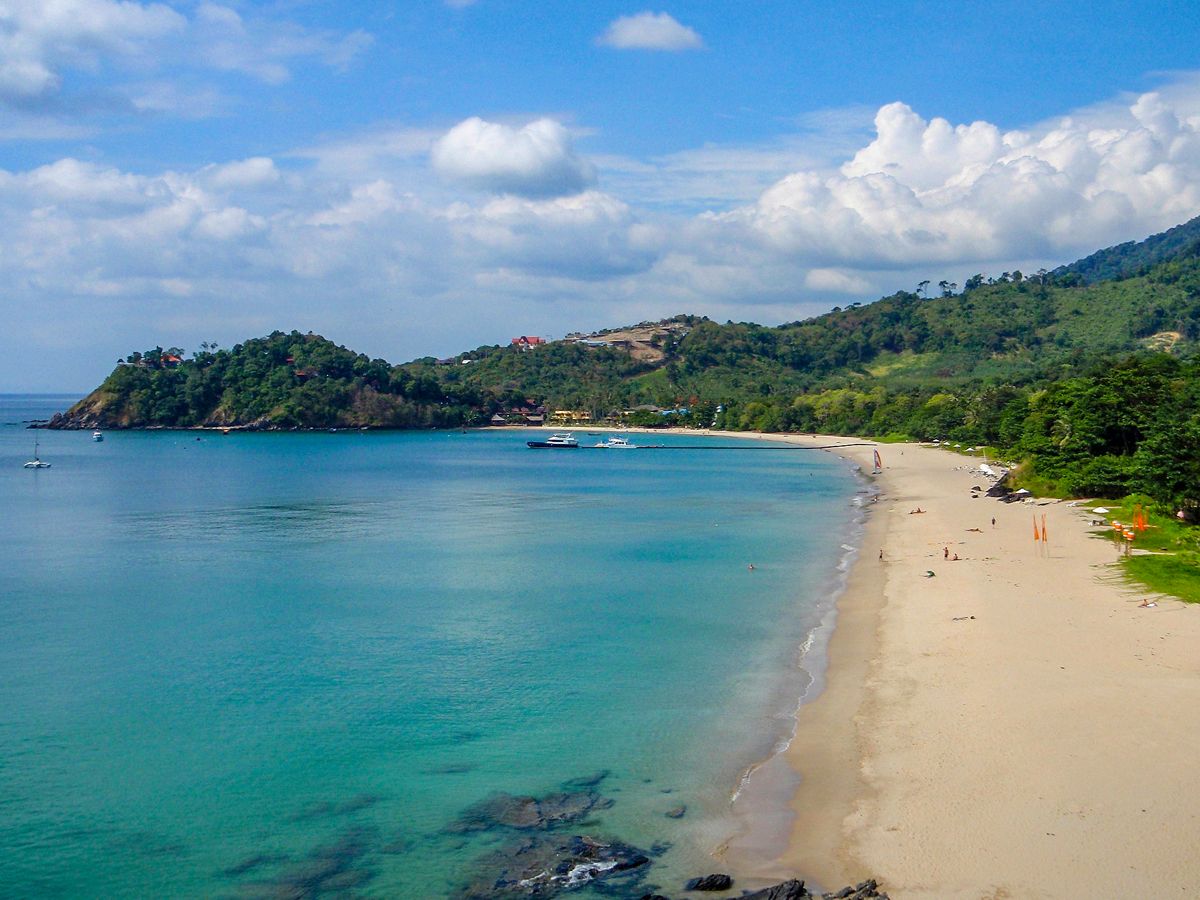 LadiesWTravel's tweet photo. Our guide to visiting Koh Lanta, Thailand  https://t.co/gy4FTaacHy via @samandcharl #FarawayFiles https://t.co/VatpLGXhsn