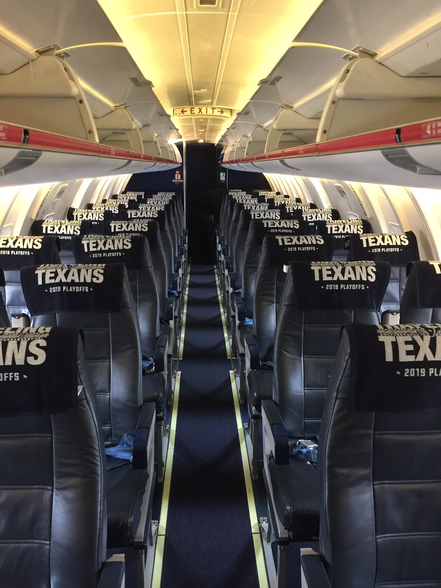 sweet63pea's tweet photo. Another flight to Kansas City.. go TEXANS! @weareunited @HoustonTexans #Texans #NFLPlayoffs #HOUvsKC https://t.co/8jxiDl9GXe