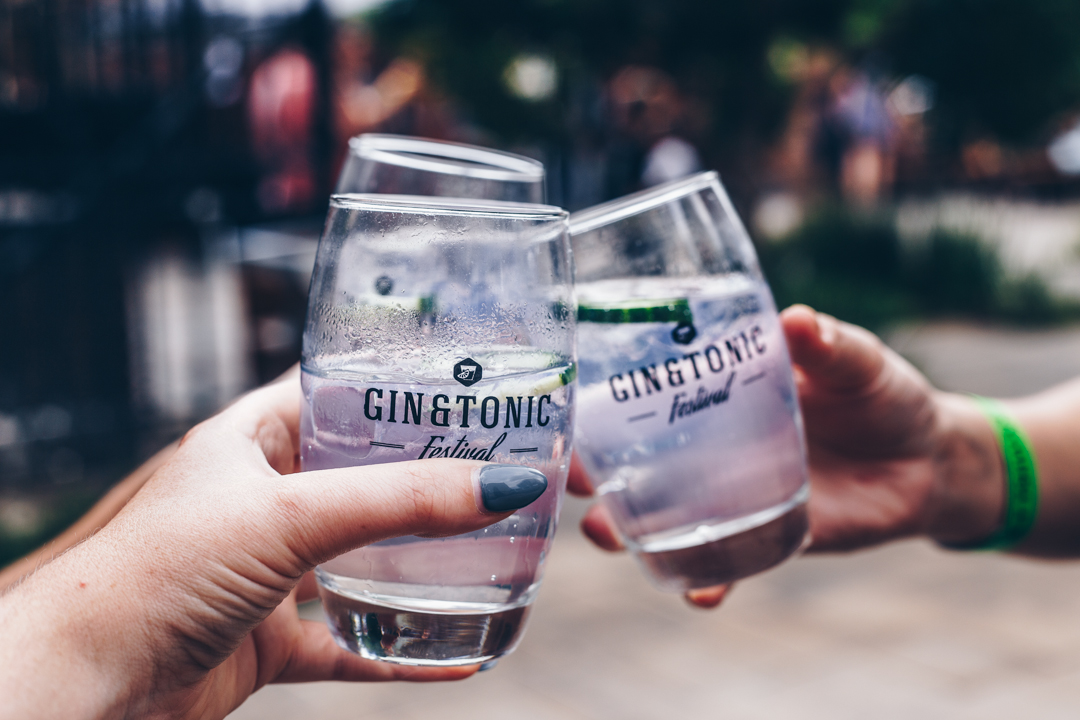 #FridayFeeling Wow what a week - time to sit back relax and have a #gin and tonic.  Cheers!