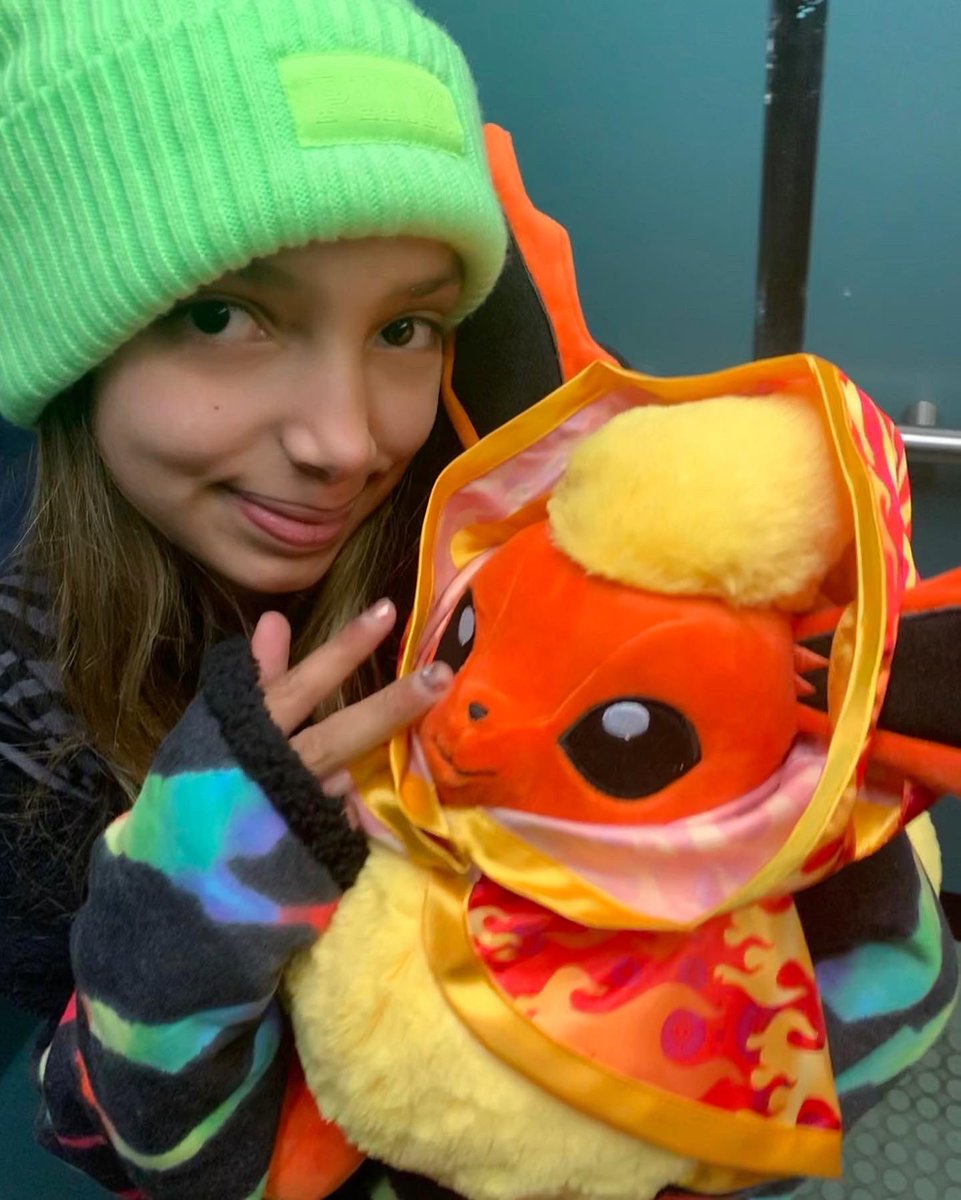 HoHos_WENEE's tweet photo. My newest #Pokémon #Flareon from @buildabear workshop. #PokémonTrainer #Kpoplover #MXMBB #MBB #Monbebe #bebearmy #ulzzang #ulzzangGirl https://t.co/pZsNR10NGX
