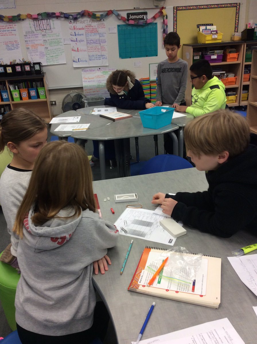 lyonslearning5's tweet photo. Using the scientific method to make observations about whether magnets attract or repel each other and why. #spdragons95 https://t.co/7XNFtpg6JA