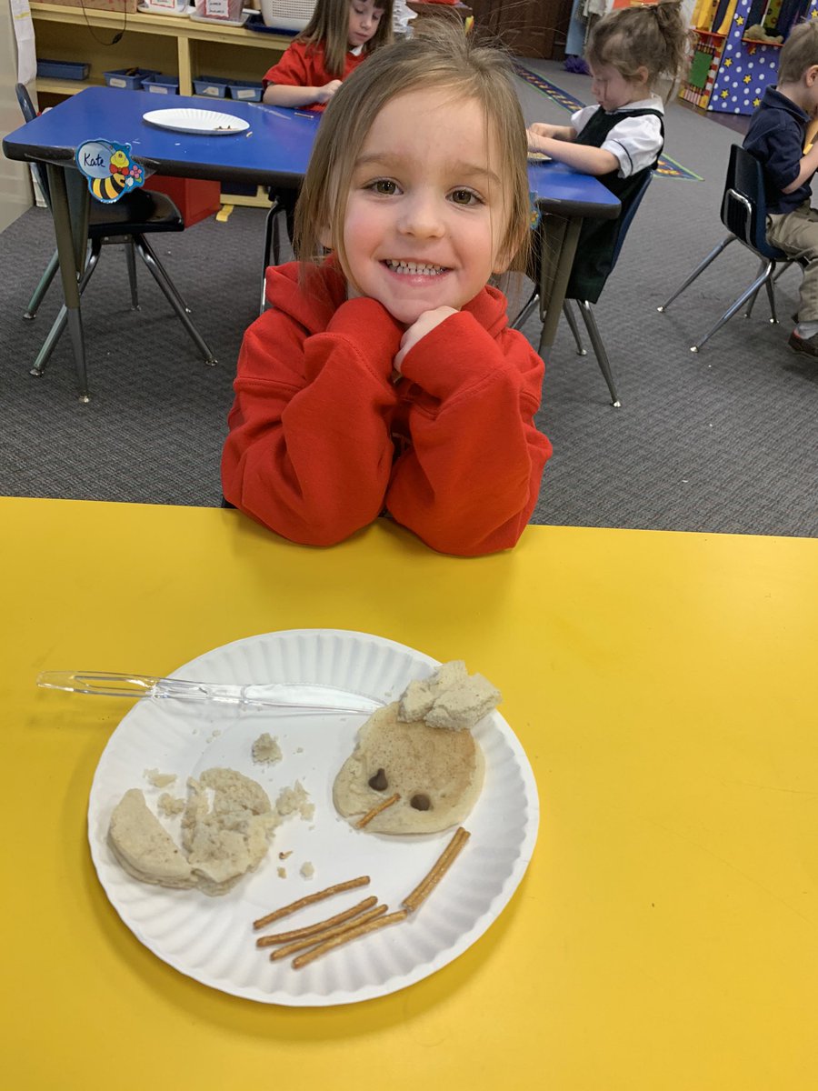 AcademyPreK's tweet photo. N week fun continues! The Pre Primaries and Little Acorns were busy this morning creating narwahls for snack after learning many facts about them. @ash1818 https://t.co/VkdnuiKJI2