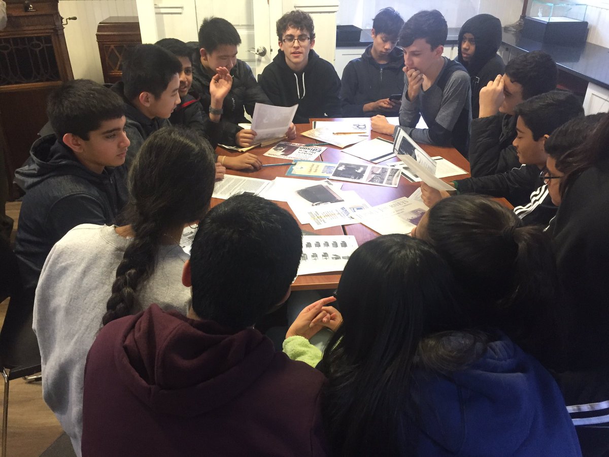 SmithUSHistory's tweet image. My students especially enjoyed the hands-on document based activity: “Who’s the Victor?” They researched Edison and Victrola phonographs, played them and had a debate over which product was better! @ThomasEdisonNHP