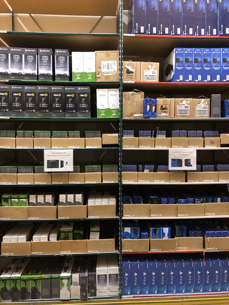 LouisPeralta18's tweet photo. Just like that we bounce back‼️, Electronics stockroom on💯, shout out amazing GM TM’s Jensan, Jocelyn, Kevin for helping out💪🏽, Twitter don’t let me post all the pictures🤦‍♂️ #Electronics #Stockroom #InventoryReady #T2451 https://t.co/WU997YwbvY