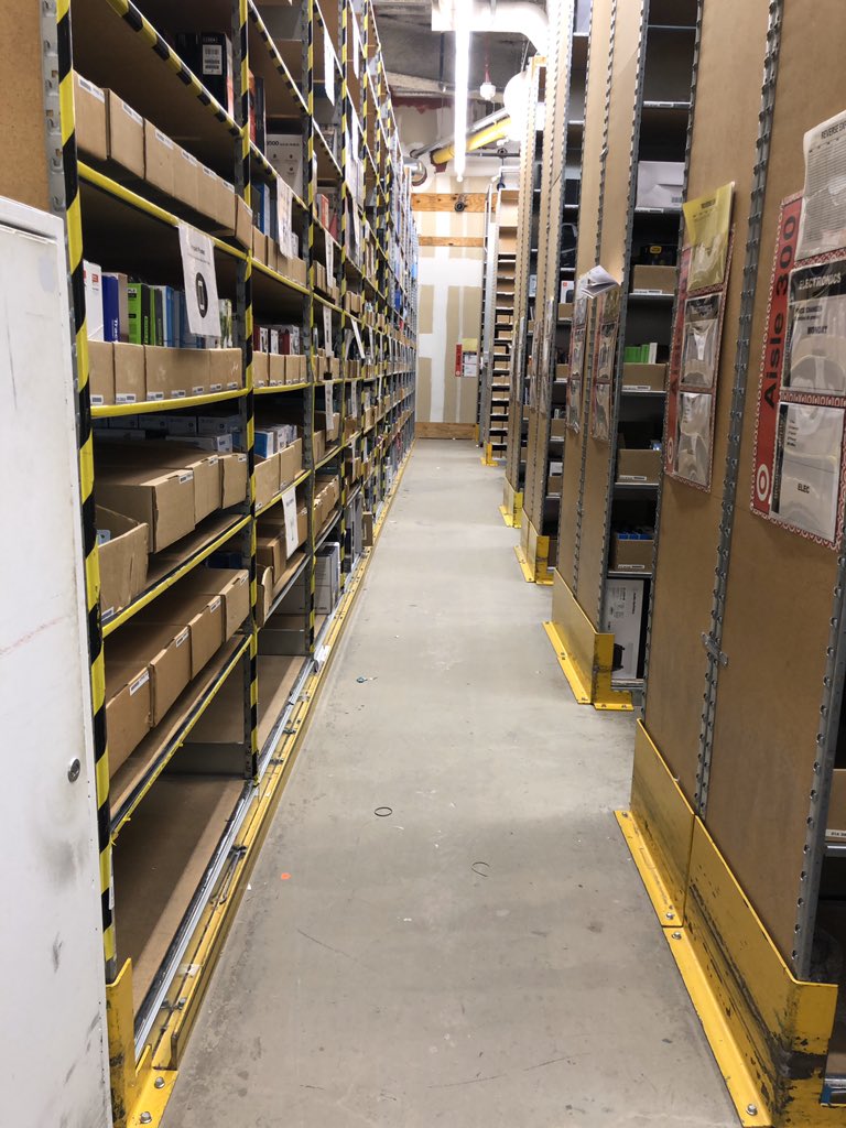 LouisPeralta18's tweet photo. Just like that we bounce back‼️, Electronics stockroom on💯, shout out amazing GM TM’s Jensan, Jocelyn, Kevin for helping out💪🏽, Twitter don’t let me post all the pictures🤦‍♂️ #Electronics #Stockroom #InventoryReady #T2451 https://t.co/WU997YwbvY