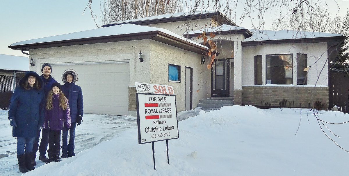 ChristineLelond's tweet image. Congratulations to my newest VIPs’ Chris &amp;amp; Nancy and Growing Family on your New Saskatoon home!!!🎉 🏠 ✨

christinelelond.com/blog.html/blog…   #ABRSOLD #Dundonald #relocation #familyhome #NewYear #RoyalLePageHallmark #RoyalLePage #saskatoonrealestate