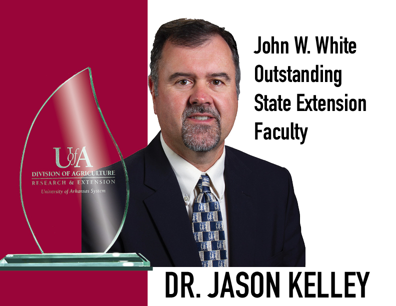 .@uaex_edu Director Rick Cartwright presents outstanding state faculty award to <a href="/AR_Feedgrains/">Jason Kelley</a>. "He has fostered our comeback as a state in #corn production." Kelley praises his colleagues and thanks his family "without their support, I wouldn't be here."