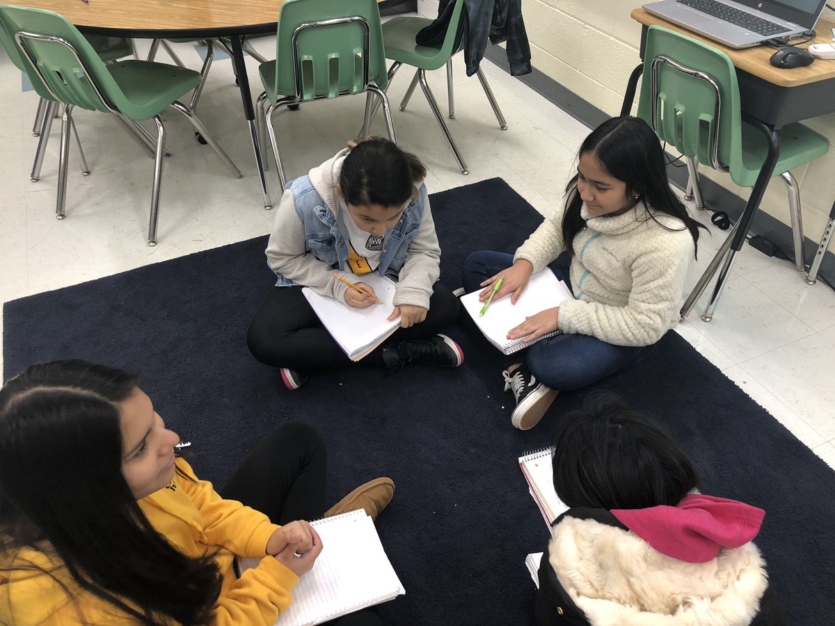 MsBlair6th's tweet photo. What better way to apply our knowledge of text features than to create new brands of cereal and cereal boxes?! Just brainstorming ideas today. #MWESBetterTogether #CreativeReaders @Principal_MWES @MaryWilliamsES @kathy_maxfield https://t.co/M62JzKhKhk