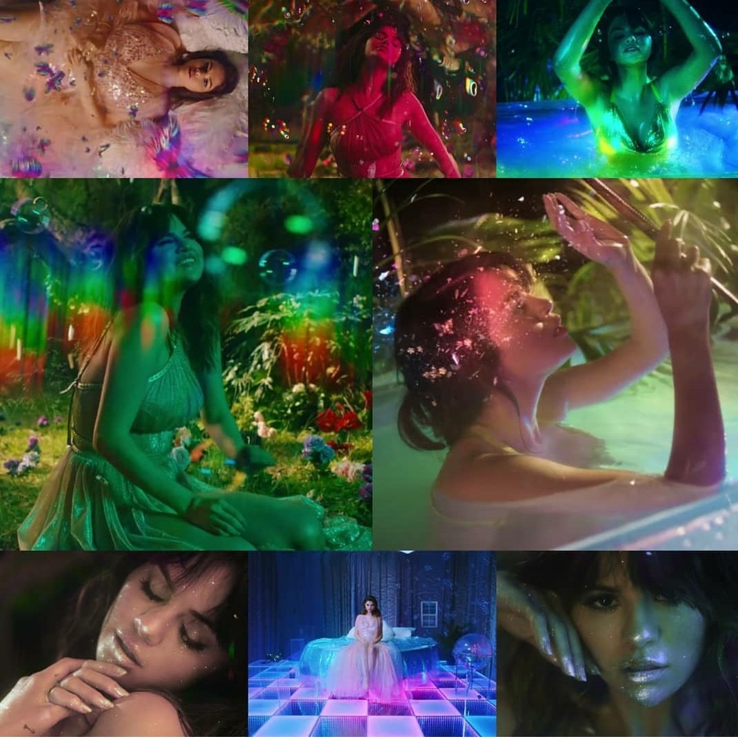 _bookmey_'s tweet image. OBRA DE ARTE 
#RAREday #raremusicvideo #Rare #sg2 #SelenaGomez #RareListeningParty