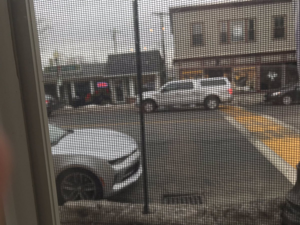 DreaFreeman's tweet photo. When a huge suv parks on a crosswalk even when thereโs plenty of space: ๐คฌ
When a police officer tickets it promptly: ๐ thank you, @AyerPD! @TownOfAyer. #FridayThoughts @WalkBoston @livablestreets @schmangee ##ImReallyWorking https://t.co/EQW2cNYfHa