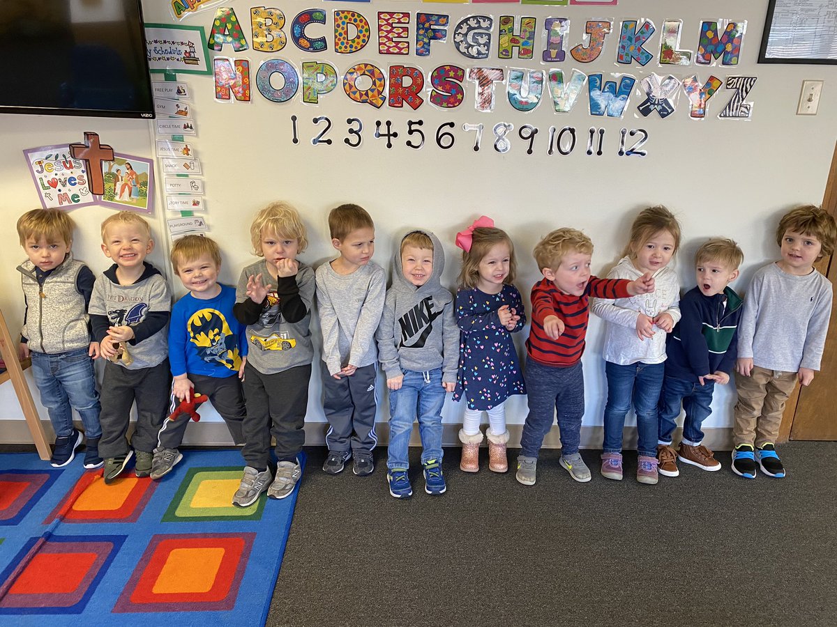 CCLSKennedy's tweet photo. Confetti tear + toss, dotters and happy kiddos #2020 @CCLSChargers https://t.co/XRsTo7tcqJ