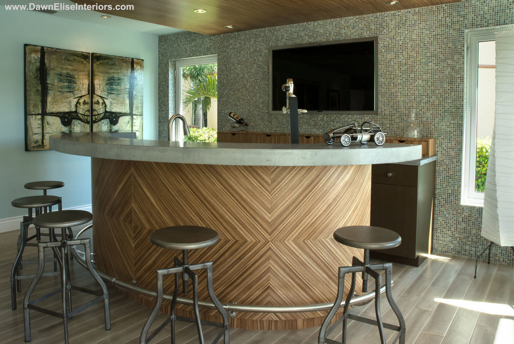 CTrevorRealty's tweet photo. Well, if you're going to install a bar in your home, you might as well go all out and have a beautiful finished product like this. Not all buyers are going to want this kind of fixture in their home, but the right buyer will be... https://t.co/OyJT76Cm5A https://t.co/rJ9boYdHgr