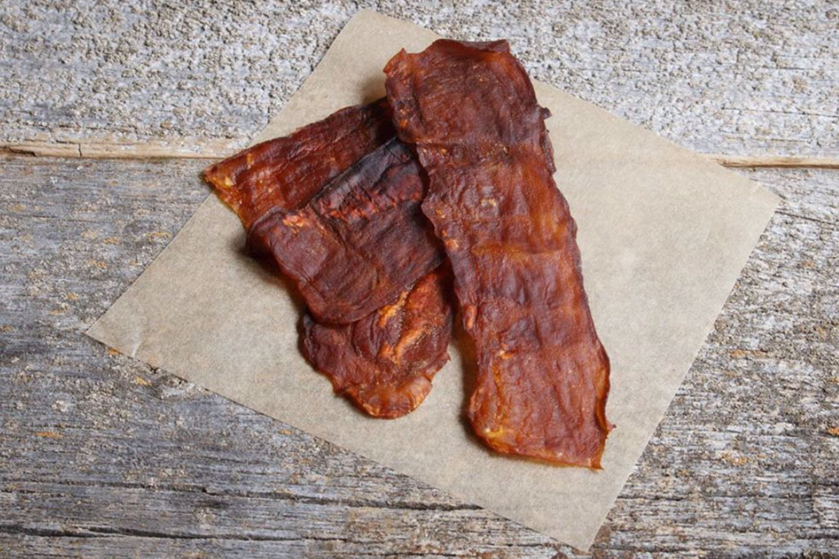 “Have we found that perfect combination to make a grown piece of pig-free bacon? Yes, and it’s delicious.” - Eben Bayer from <a href="/ecovative/">Ecovative</a> in Q&amp;A with <a href="/MusingsMagazine/">MusingsMag</a> musingsmag.com/the-groundbrea…