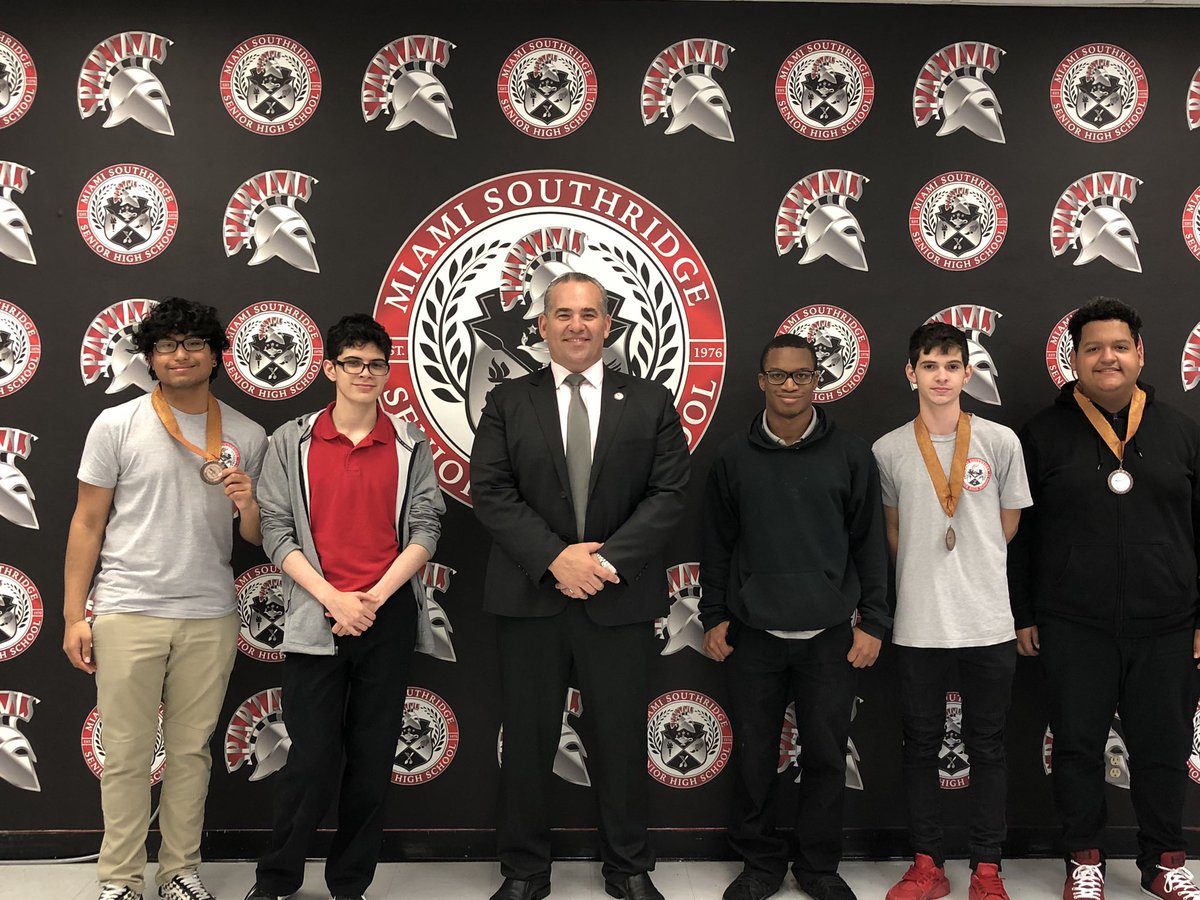 JoetteViggiano's tweet image. @Southridge_SHS @SpartanMagnet We have it all @TheRidge #GamingDesignAnimation #CodingAppDevelopment #BusinessInnovationManagement #CriminalJustice #APCapstone #AcademyOfHealthSciences #YourChoiceMiami