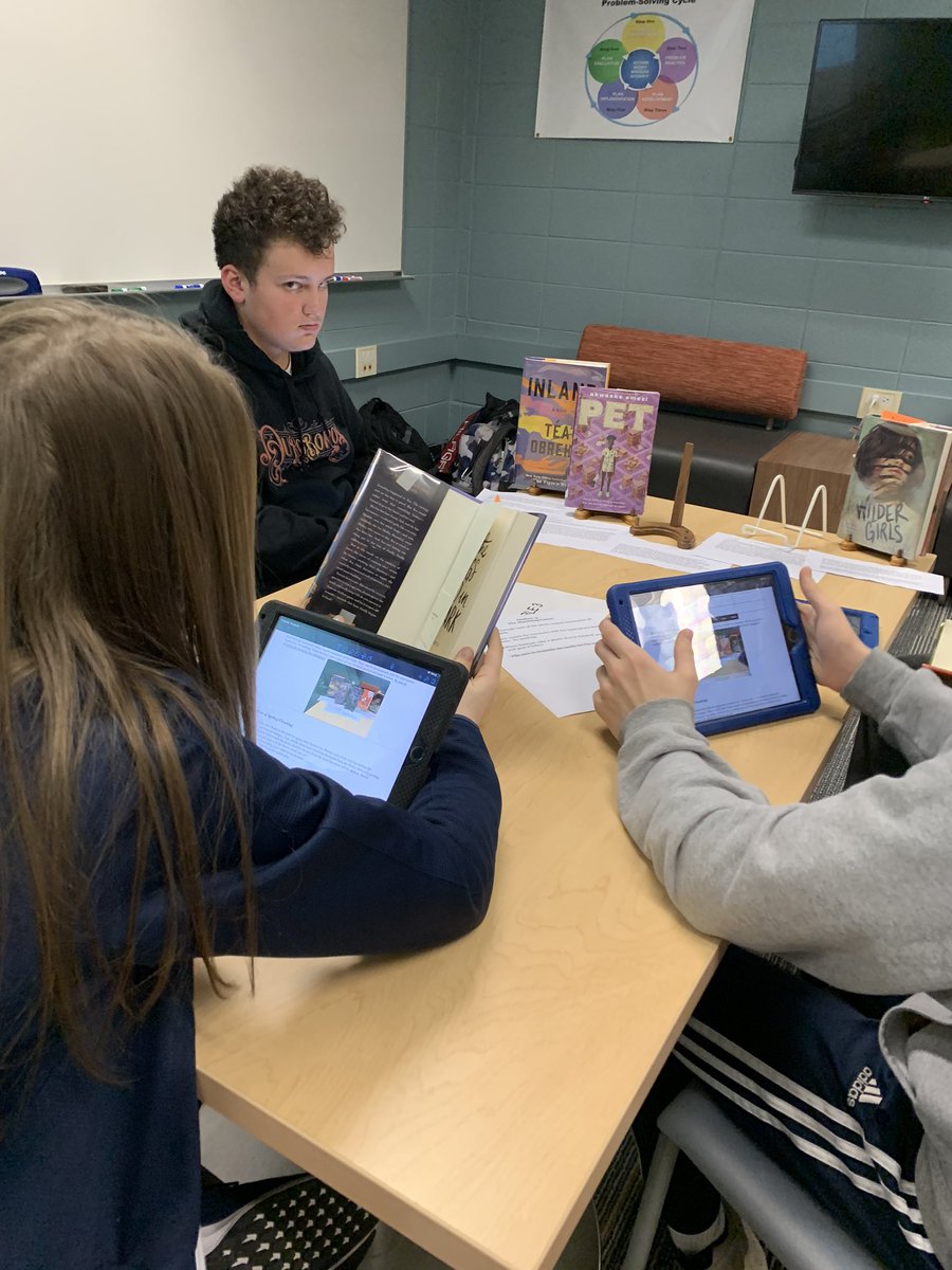 mskateglass's tweet photo. Such an engaging day in the #BGenius lab today! Ms. Vierneisel’s World Lit Ss experience a book tasting with the help of our librarian extraordinaire @MrsMiklusak! #onebg #214Learns @jmaraldo @BGHSPrincipal @District214 https://t.co/WVvZfhXKPc