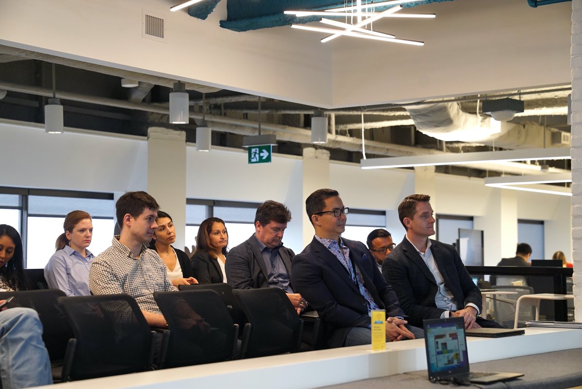 AvivaCanada's tweet photo. We had a great time interacting with the four selected start-ups that would receive formal mentorship and pilot opportunities from @HighlineBETA and Aviva Canada to tackle road safety, mobility and smart city challenges. #SafexConnected #TakeBackOurRoads https://t.co/8sIkXOn0rH