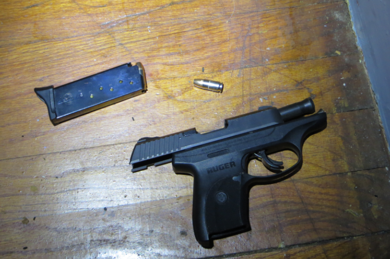 nyspolice's tweet photo. Crack cocaine, a loaded handgun and drug paraphernalia were seized following a search warrant in the city of Cohoes on Friday. Great job by the Troop G State Police Violent Gang and Narcotics Enforcement Team and our federal and state partners. 
The investigation is ongoing. https://t.co/57Nc0BykNr