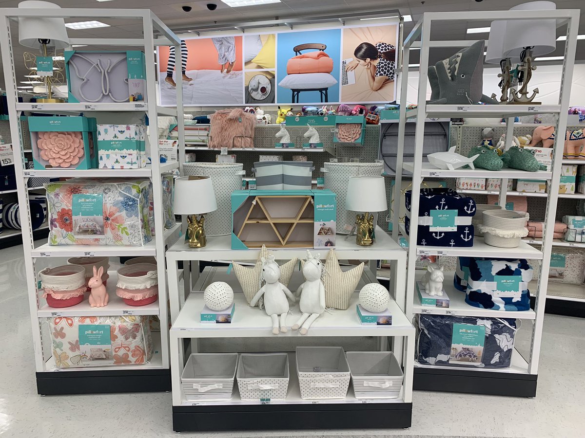 Love making it super easy for our guests to achieve creative and unique every day looks for the home. We are ready to drive some sales this weekend!!🥰💛