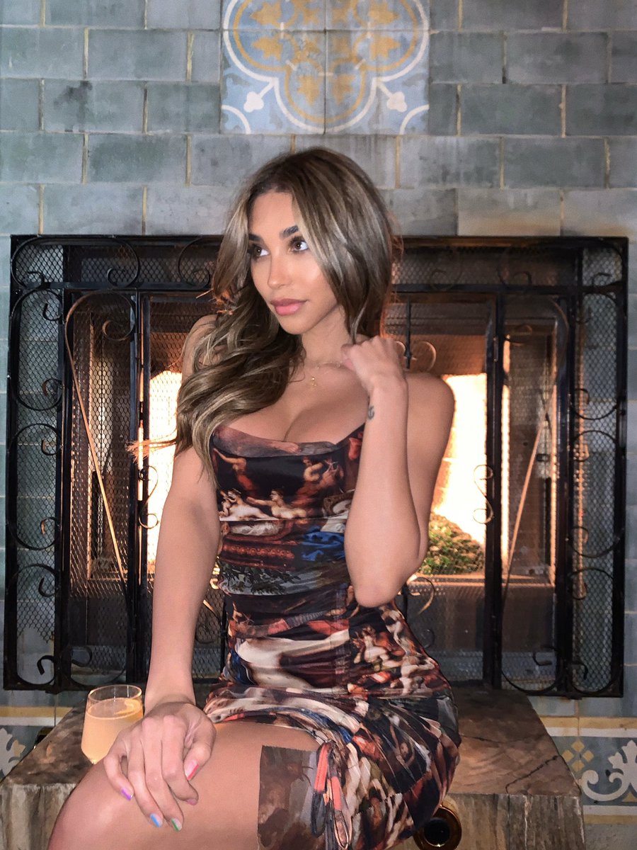 ChantelJeffries's tweet photo. https://t.co/73fK1WBGOt