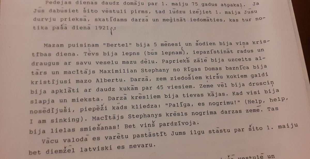 Lasu vēstuļu sainīti no 1990. gadu sākuma, ko sūtījuši 1939. gadā repatriētie baltvācieši, kas toreiz bija 15-18 g.v. Brauc uz Latviju, sākot no 1989. gada, uz savām bērnības, jaunības vietām. Raksta vēstules latviski. Cits atceras labāk, cits sliktāk, bet latviski.