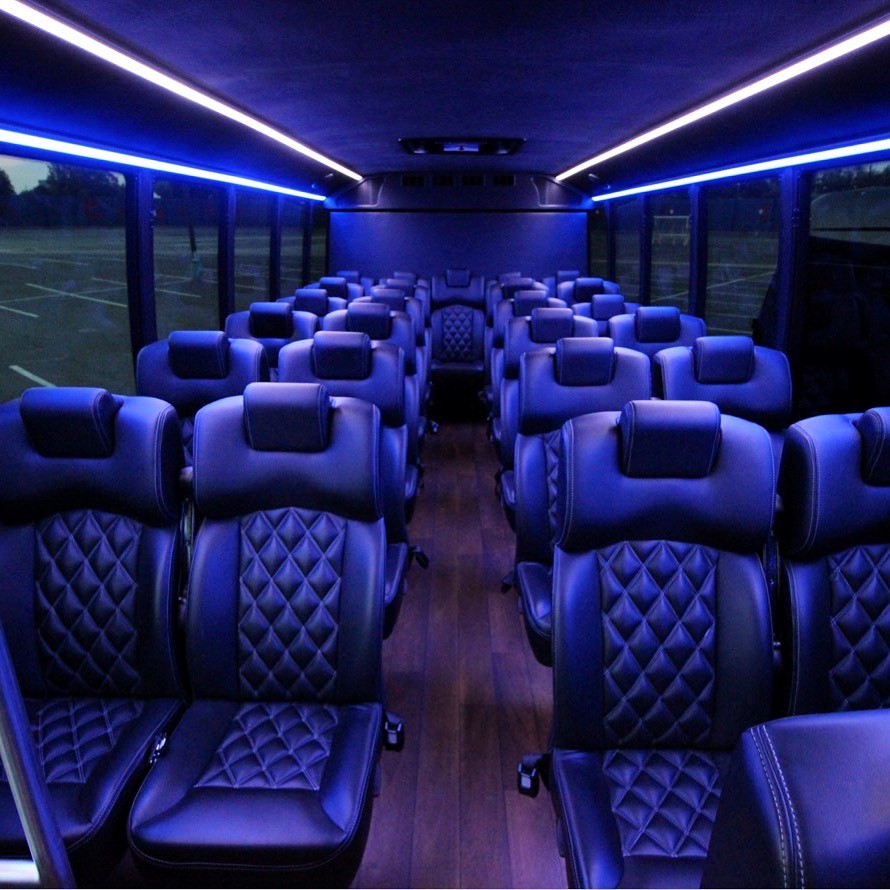 Divine_Chariots's tweet image. Book your outing with Divine Chariots! We have Luxury Sedans, SUV's, Sprinters &amp;amp; Mini Buses available! Call 404-549-9702 #luxury #luxurygroundtransportation #luxurycars #atlanta #atlantanightlife #divinechariots