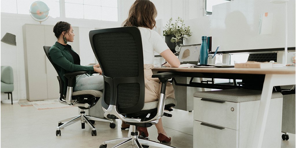 turnerboonebuzz's tweet photo. Haworth’s best-selling, high #performance chair has gotten a fresh new look with their #revolutionary #digital #knitting. Check out Zody’s newest offerings: https://t.co/eZDi4Lthn8 https://t.co/PPr6BMknql