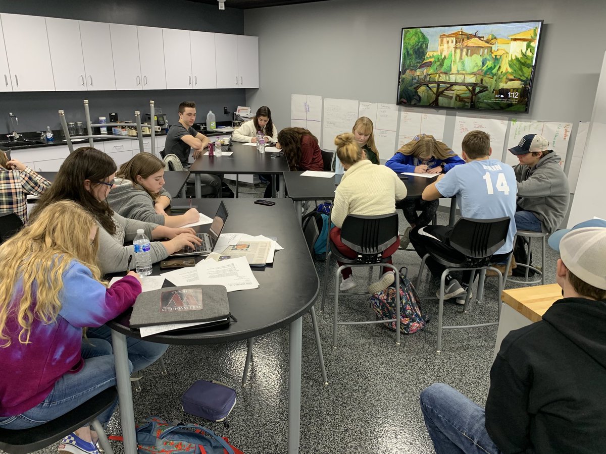 KathyWight1's tweet photo. ⁦@BilltownBombers⁩ STEM challenge team questioning a general contractor via phone call during flex time today. #researchrocks #WeAreBilltown https://t.co/iTVy4ey6bj
