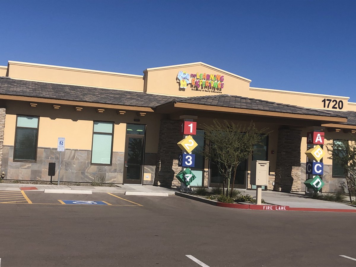 Stephanie Retherford (@slynnretherford) on Twitter photo Huge congrats to <a href="/TheLearningExp/">The Learning Experience</a> Happy Valley on their first week open! What an incredible team and launch to kick off the new year! 🎉#TLEHappyValley Huge congrats to <a href="/TheLearningExp/">The Learning Experience</a> Happy Valley on their first week open! What an incredible team and launch to kick off the new year! 🎉#TLEHappyValley