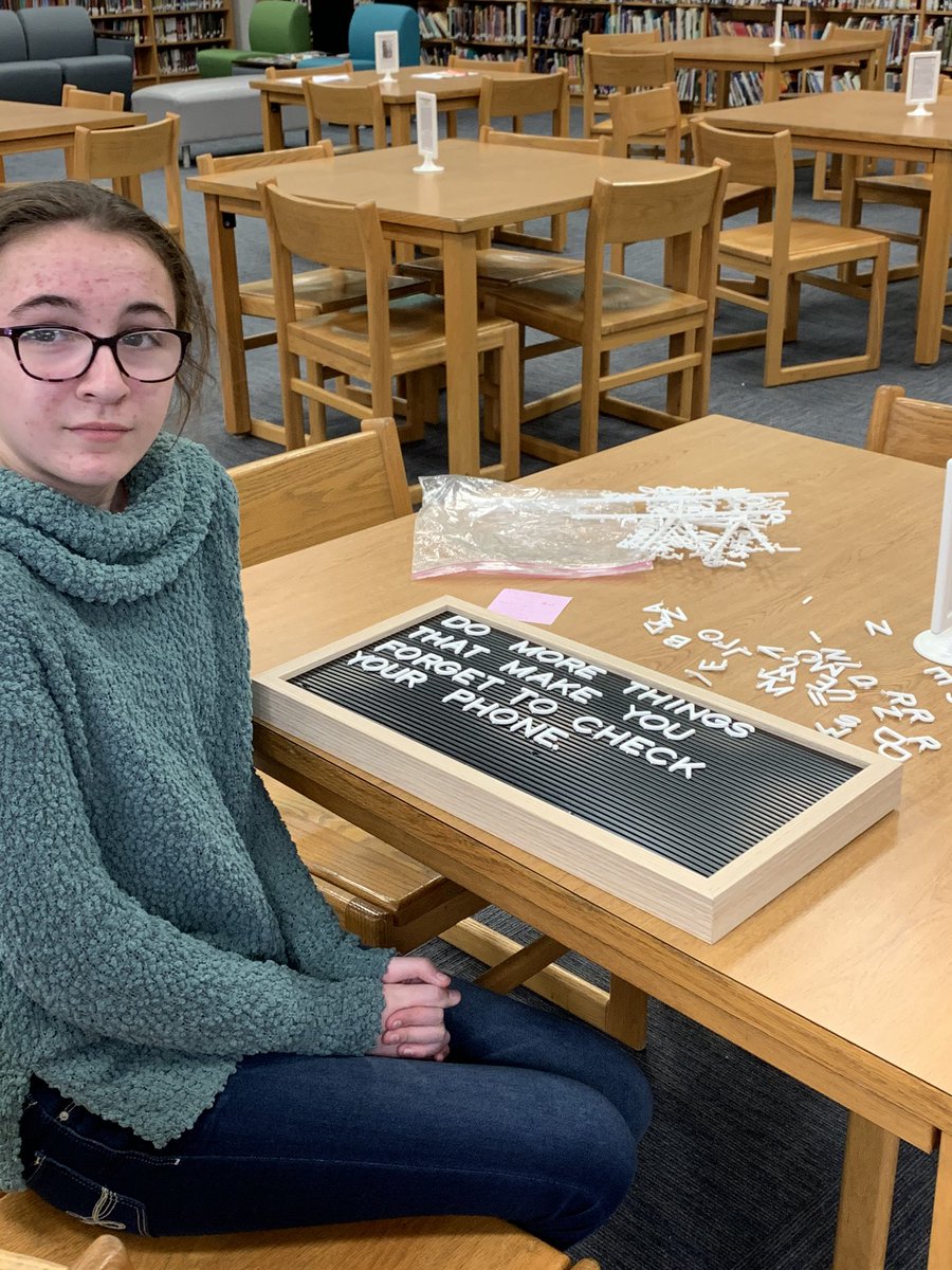 SmithtonMC's tweet photo. Thankful for media center helpers AND letterboards. https://t.co/Im5KcFPXHw
