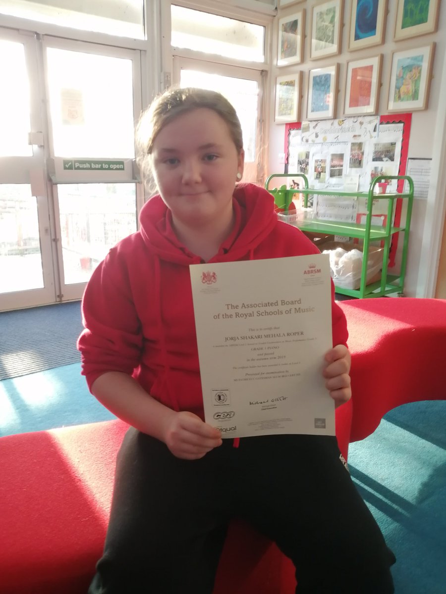 CraigfelenP's tweet photo. Well done to this young lady who got her Grade one piano. #cfpmus https://t.co/qPyeNwzvSh