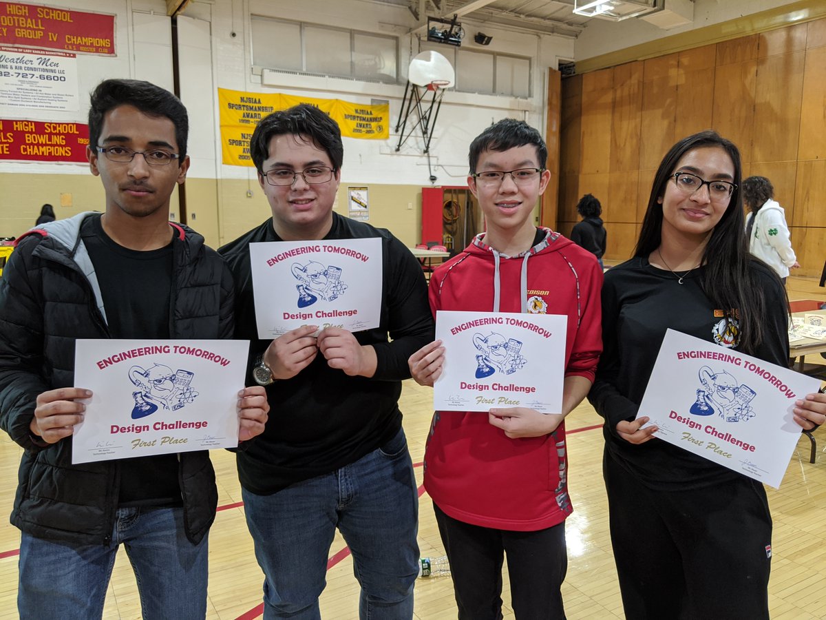 EdisonSTEM's tweet photo. Congratualtions to our design challenge winners. @EngineeringTmrw #shinebrightedison @Edison_HS https://t.co/utAzQun0Sd