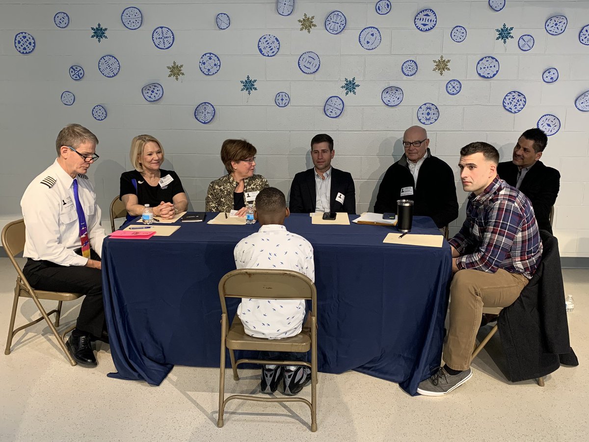 TylerHeights's tweet photo. Amazing Shake Gauntlet in full swing! Thanks to all of our judges! Kids navigate sticky situations and show resourcefulness to respond respectfully. @TylerHeights #TeamTyler @learnwholeheart @AACountySchools #aacpsawesome @ronclarkacademy https://t.co/PhrgCH8O6q
