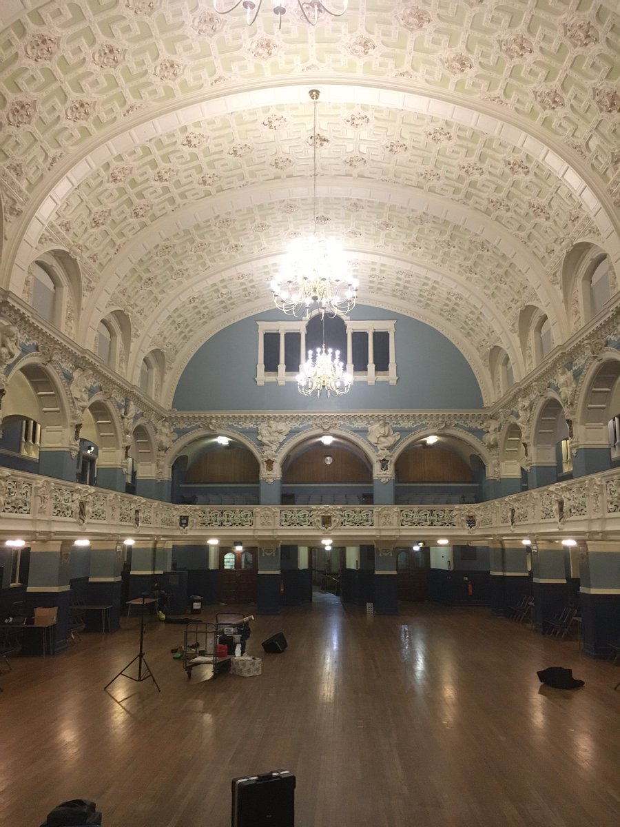 Our venue for tonight courtesy of @OxLindyHop Beautiful room, looking forward to playing Oxford Swing festival tonight 🎉