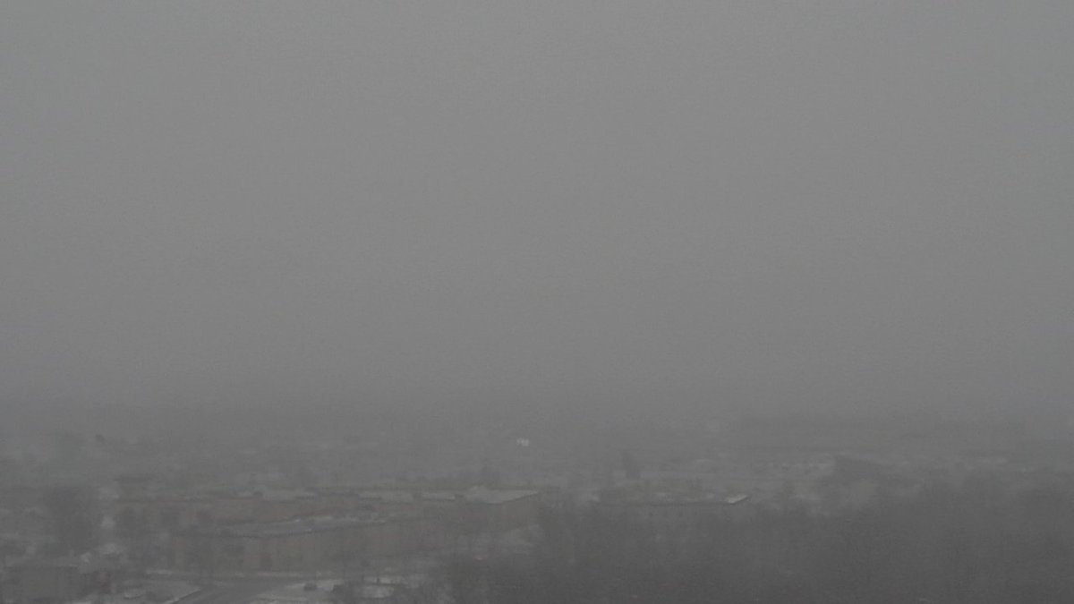 KDLTWeather's tweet photo. The snow is moving into the southeastern part of the area including in Sioux Falls which is rapidly reducing visibilities. The snow will wrap up late this afternoon. https://t.co/6PPeMbtiQH
