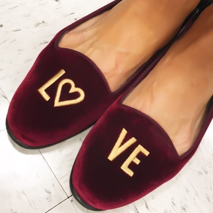 ShopSerramonte's tweet photo. Galentine's Day shoes on ❤ #tjmaxx #serramontecenter

📸: @tjmaxx https://t.co/bM9niYXVxk