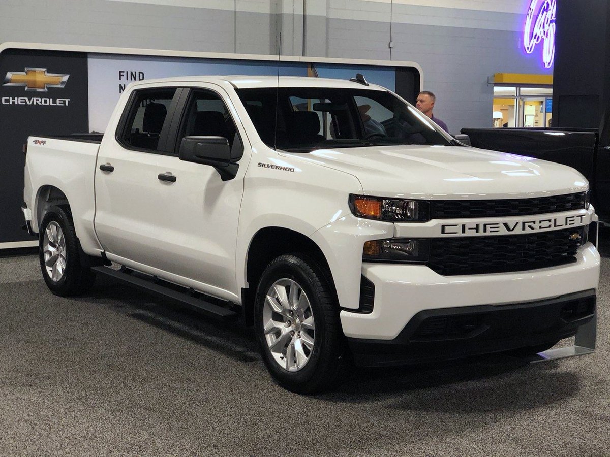 SCAutoShow's tweet image. In the market for a new #truck? The #Chevy product specialists are here at the #SCAutoShow to answer all of your questions without any added sales pressure!