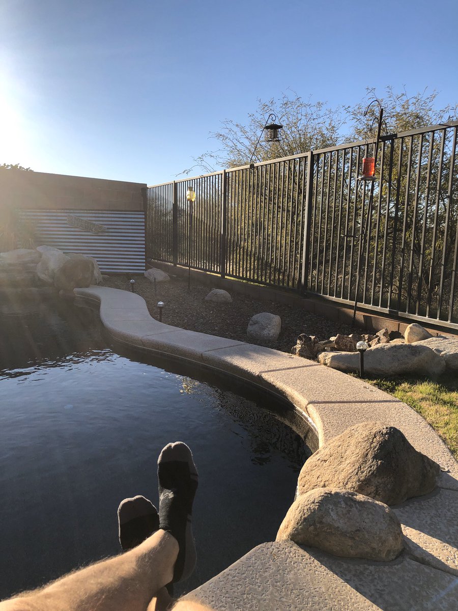 CC2twenty's tweet photo. @kxly4news Sunny in Tucson 👍🏻 https://t.co/sZPa6biBew