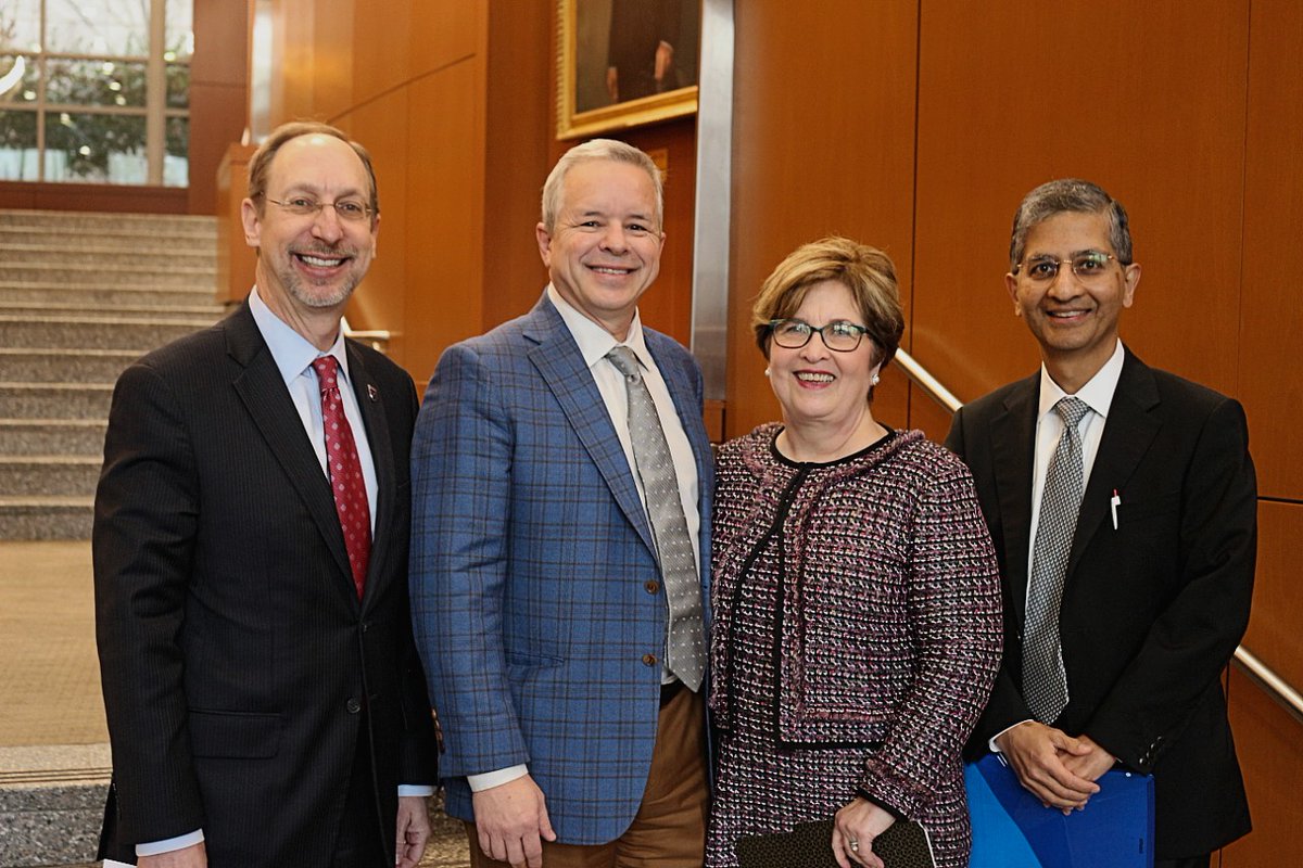 EmoryEM's tweet photo. Dr. Jon Lewin @EmoryHealthcare, Dean Vikas Sukhatme @EmoryMedicine, and Marilyn Margolis @EmoryJohnsCreek welcomed Dr. David Wright as the newly appointed chair of #EmoryEM https://t.co/X1Qtpfxsfg