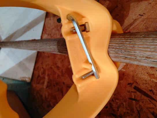 jaycotler1's tweet image. #snow #snowstorm #backsaver #backstrain amzn.to/39XF71w  under $10 year round use
Reviewed  12/29/2019
Verified Purchases "I used it on a snow shovel with a bent handle and that seems to be an ideal use for it.""I bought 2  these are essential!"