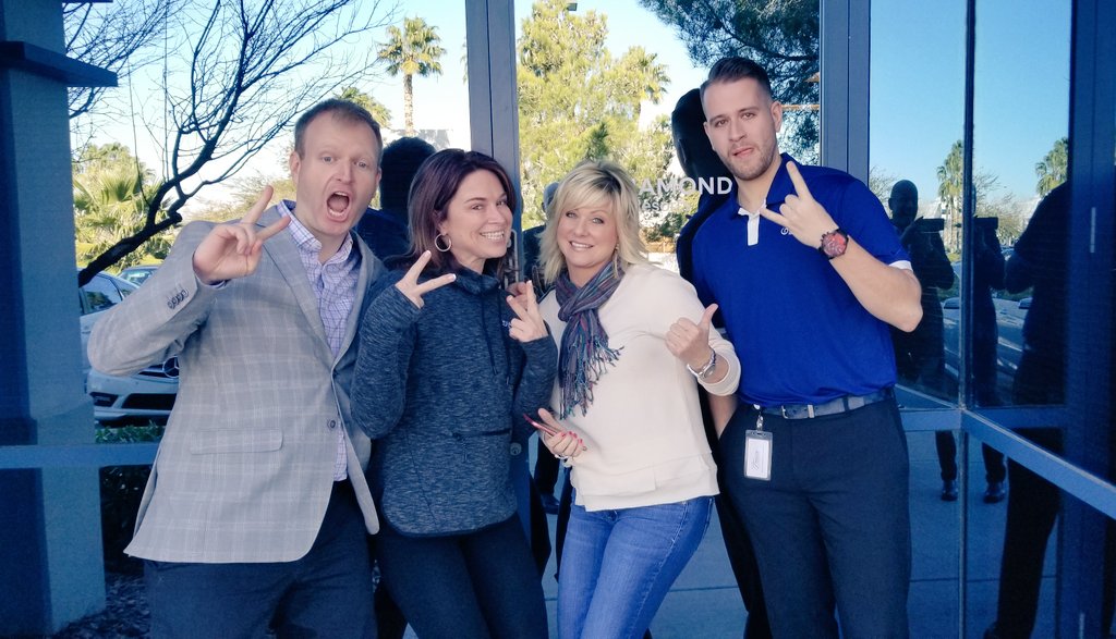 PaulDom86025517's tweet image. This is my most recent class of #RockStars including #Embarc #Desert and #VaBeach