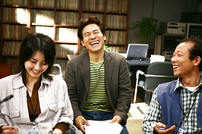 '비와 당신'의 바로 그 영화! #ebs영화 < #라디오스타 > #안성기 #박중훈 #노브레인 #한국영화추천 #이준익 1/12(일) 밤 11:15 https://m.post.naver.com/viewer/postView...