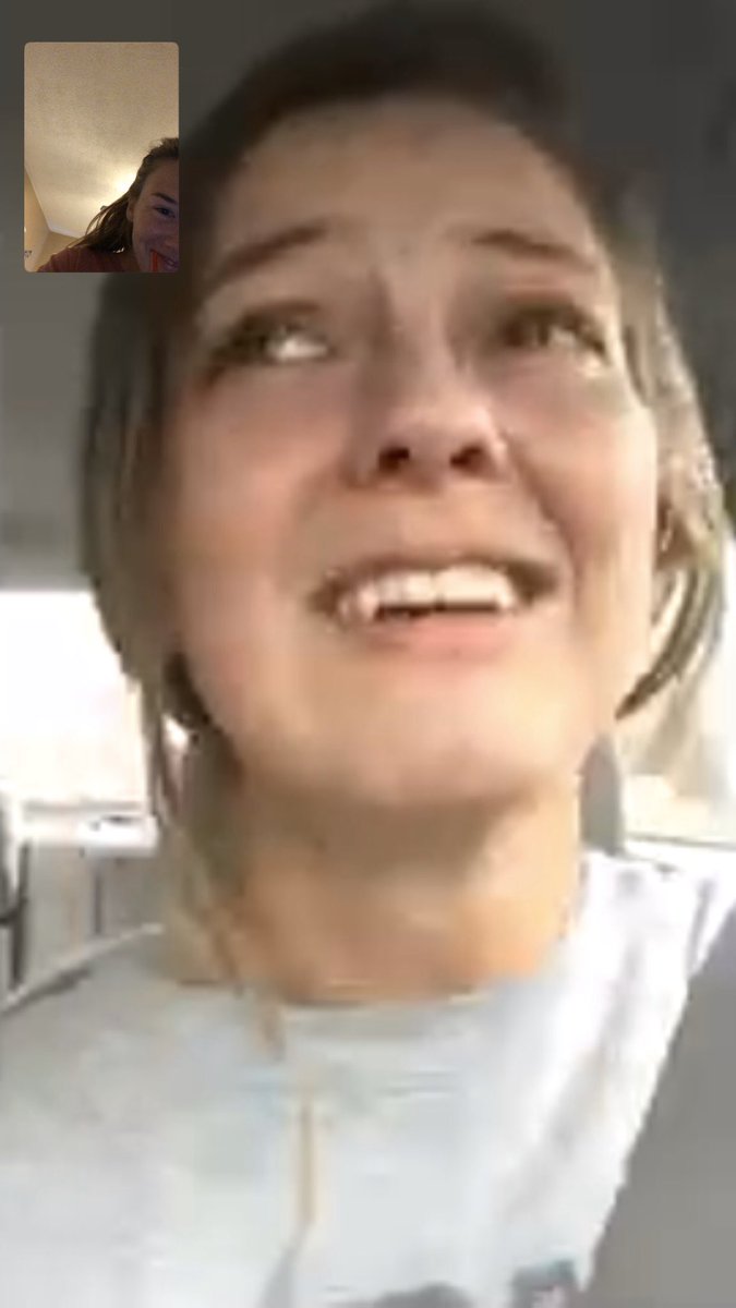 graciecheatwood's tweet photo. Answered FT to this and thought someone had died or smg bc she couldn’t stop crying but justin chambers is leaving grey’s anatomy and that’s what is wrong w her https://t.co/jIV3JKJ67s