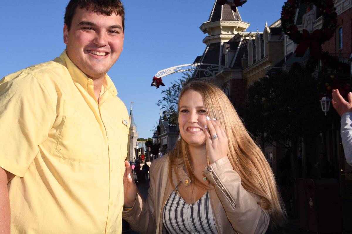 Benjamin Knutson tweet media