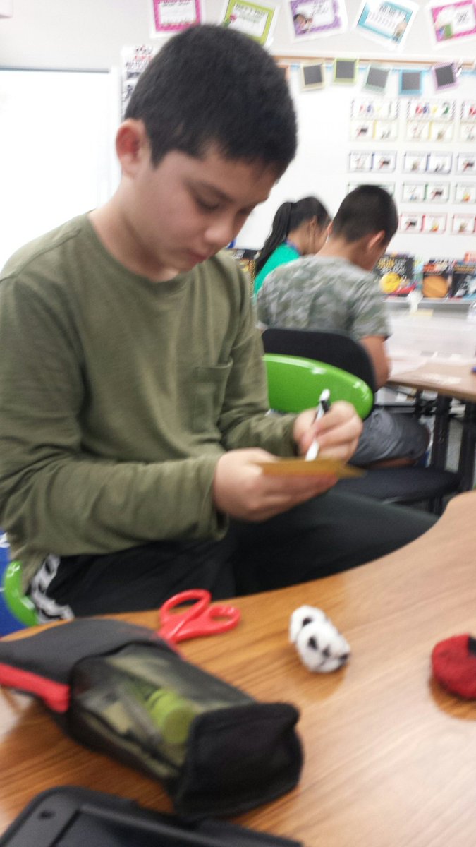 MrsMarshall3rd's tweet photo. Me doing work https://t.co/KhUklII2Ov
