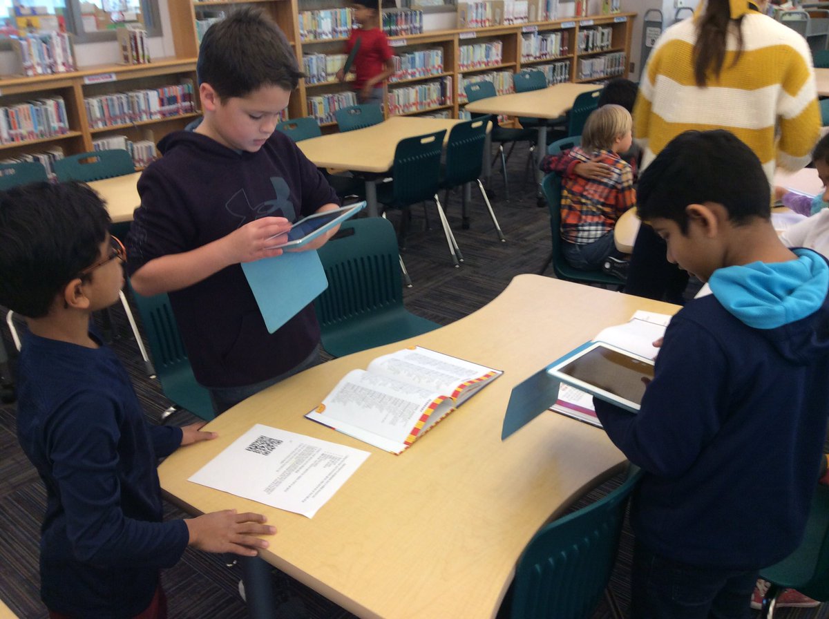 CHE 3rd graders were in the library learning how to determine if a resource is knowledgeable and credible. The used the apps Photo Grid and Padlet to share their findings. #bvlibraries #padlet #photogrid <a href="/CedarHillsElem/">Cedar Hills Elementary</a>