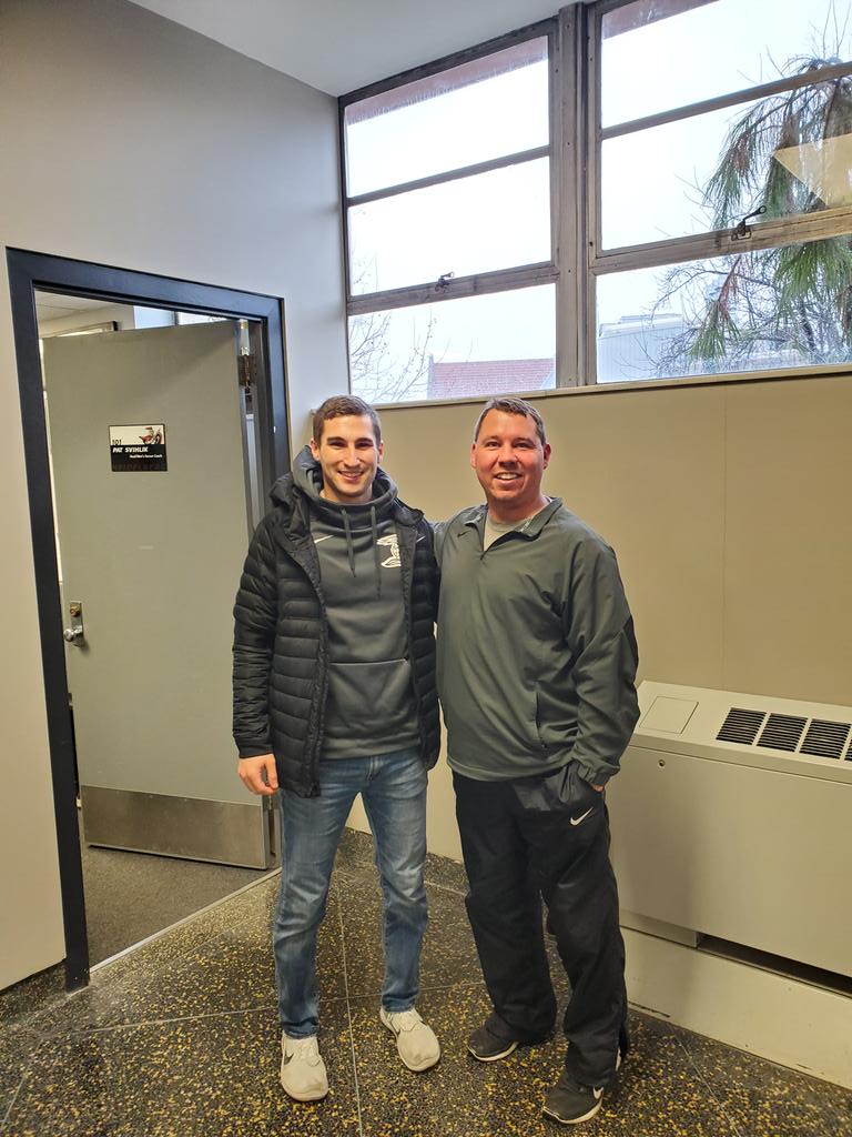 coachp111's tweet photo. Good to have #15 Greg Raimondo back on campus today! Happy to hear that he is living his dream and life is going very well outside of Heidelberg.
@HUMenSoccer @BergAthletics
#teamofdecade
#alum
#captain
#PHP https://t.co/pkHNeXDJMV