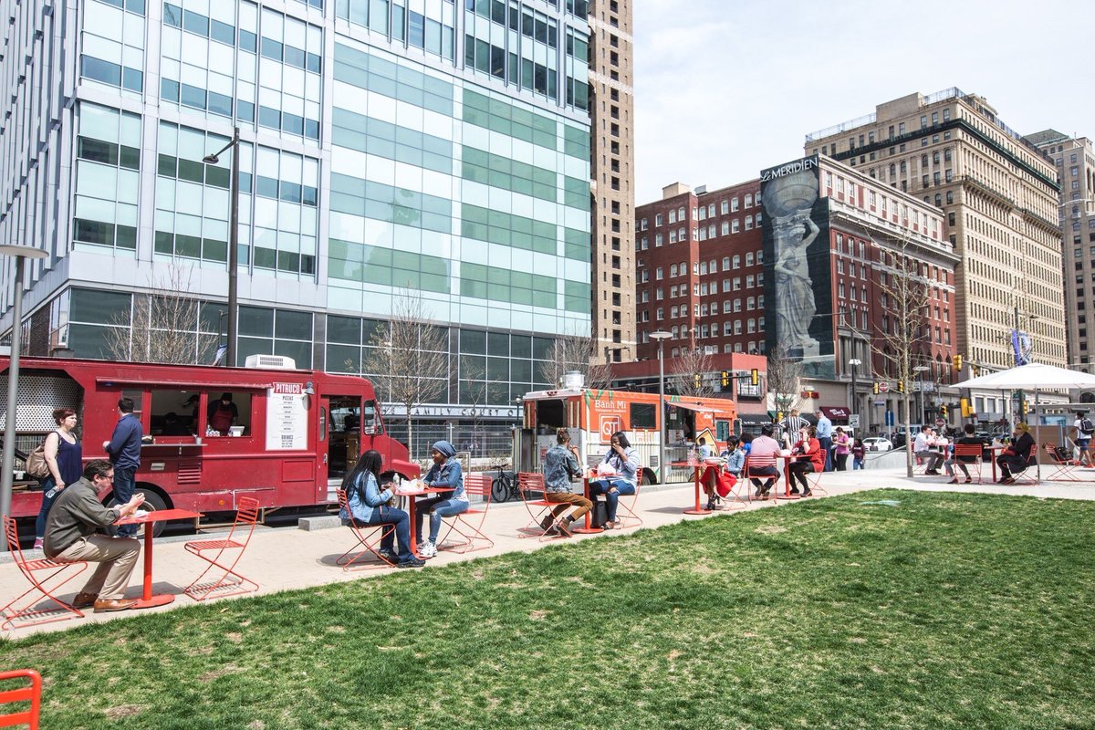 LOVEParkPhilly's tweet photo. #LunchinLOVE for the month of January 🚚🍴

Every Tuesday:
@PitrucoPizza 🍕

Every Friday (7am-10am):
@Schmearit 🥯

1/16 &amp; 1/23:
@2HermanosTacos 🌮

1/29 &amp; 1/30:
Papermill Asian Kitchen 🌯 https://t.co/4QqD3amBnS
