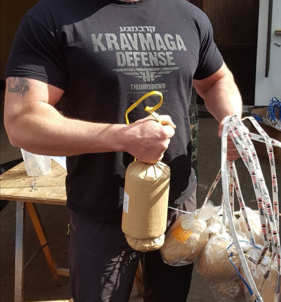 PyrotechnicsOf's tweet image. 