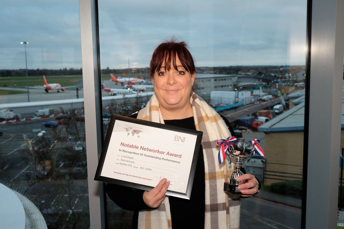 BNISouthend's tweet photo. Congratulations to the first Chapter Champion 🏆 for 2020  goes to Lisa Gibbard - Smartpa Partner for excellent performance to get 2020 off to a great start with multiple business referrals!! Also receiving her certificate in recognition of most business referrals. https://t.co/gqlrSKaouE