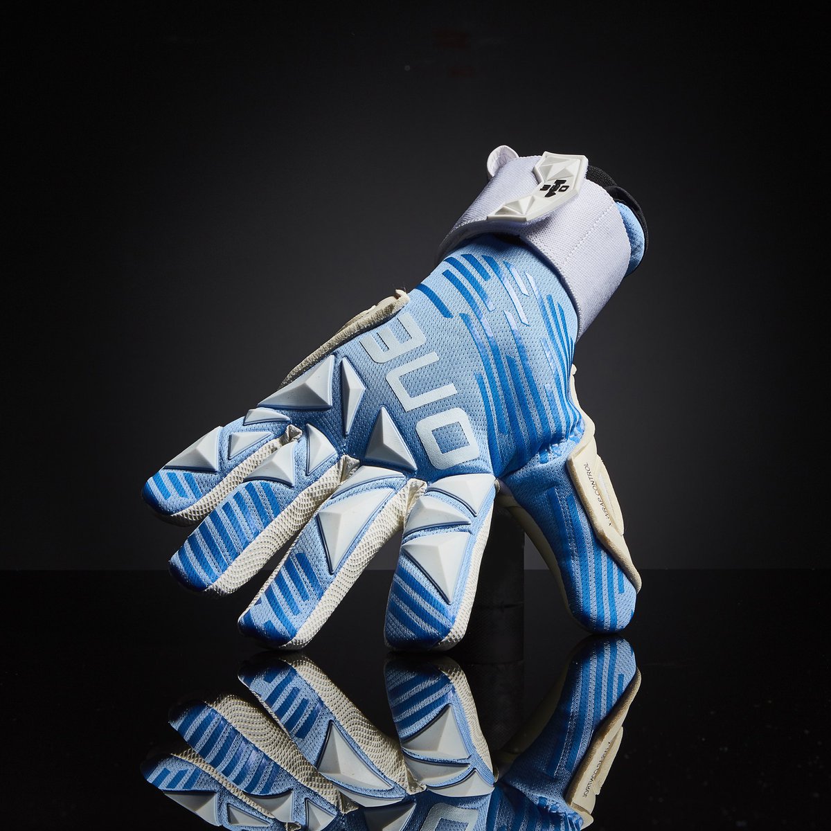 The One Glove Co tweet media